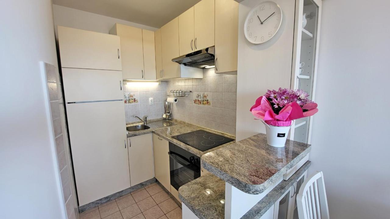 Apartment Summer Vibes Split Exterior foto